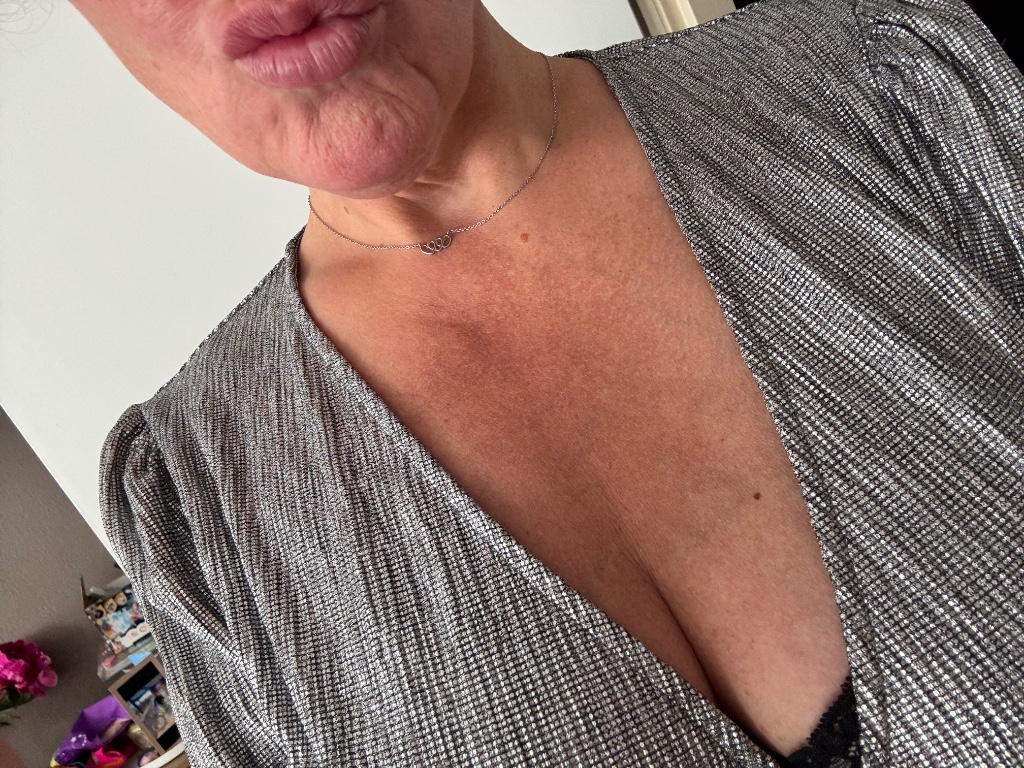 Livesex met Annawilwel uit Arnhem