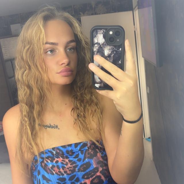 Online Livesex met Lisanne30