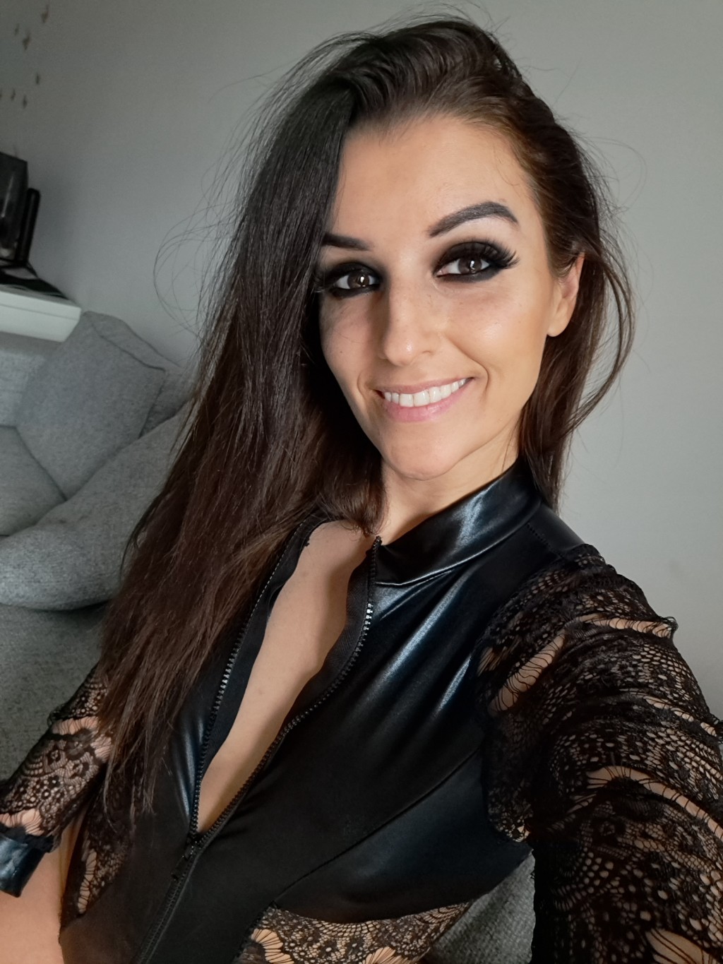 Livesex met SarahhX uit Brussel