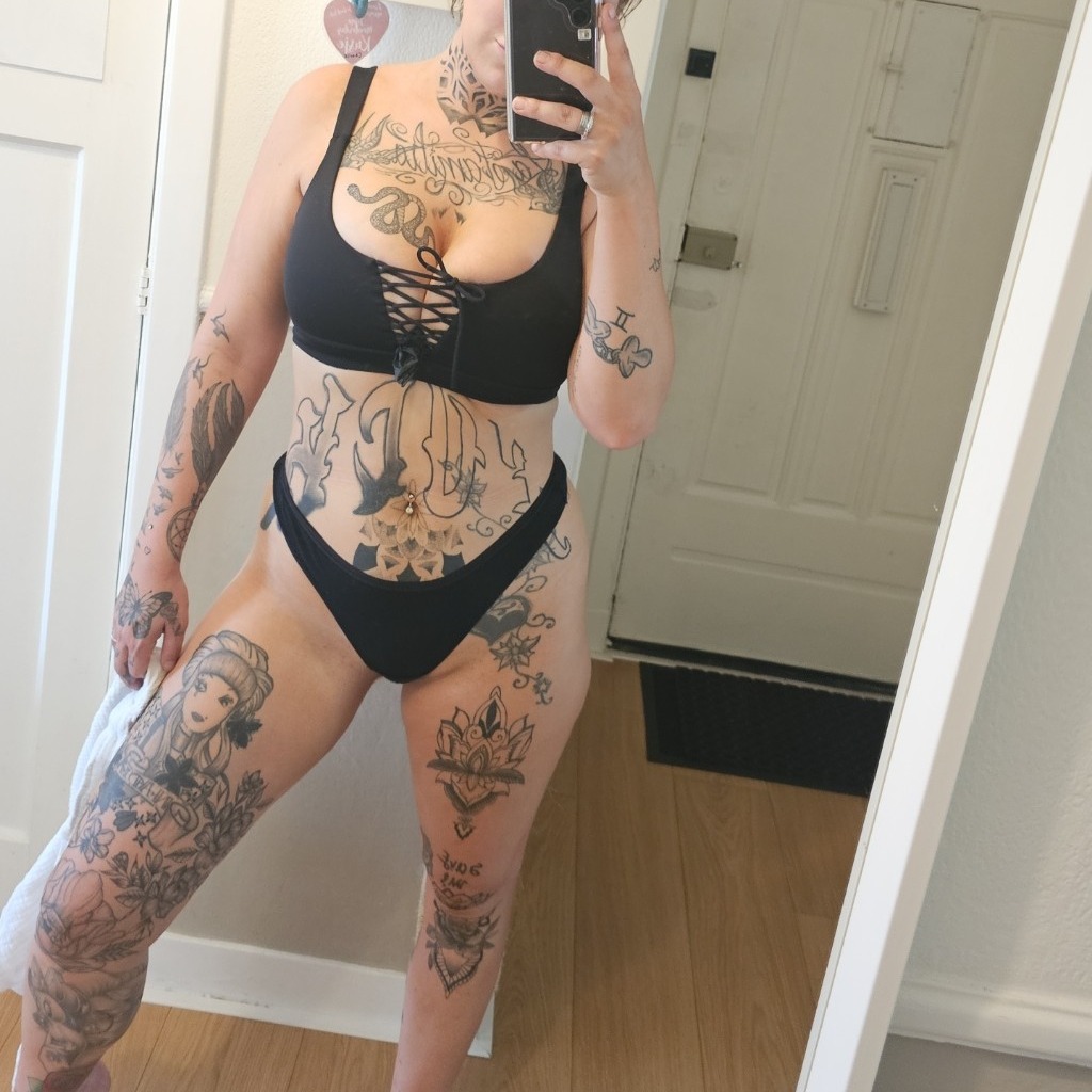 Livesex met curvywomen26 uit Den Haag