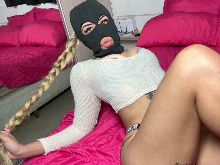 Livesex met felina uit Reeuwijk