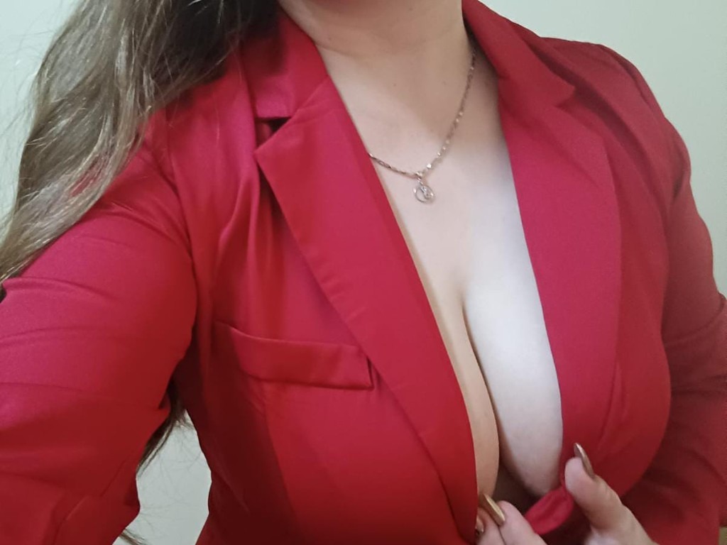 Livesex met lanasexyborste uit Den Haag