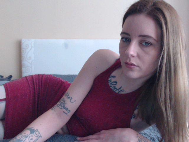 Online Livesex met melodypleasure