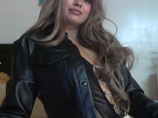 Online Livesex met pearlNoir
