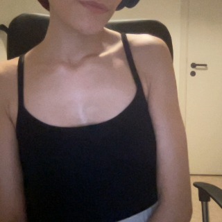 Livesex met petitelily1993 uit Nooitgedacht