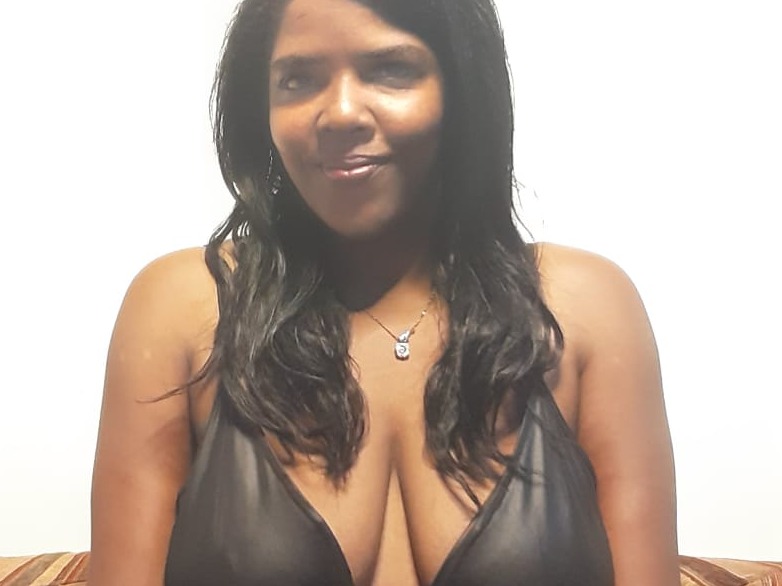 Online Livesex met sayonaria