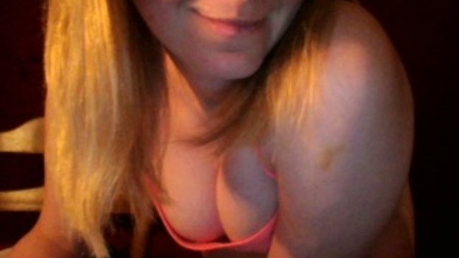 Livesex met sharon1906 uit Rotterdam