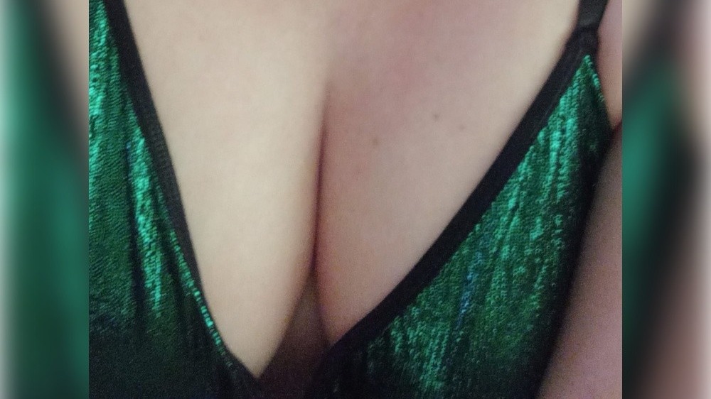 Livesex met sharon1906 uit Rotterdam