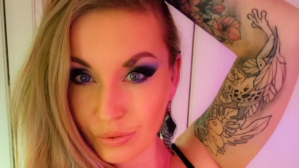 Online Livesex met yorinbabe