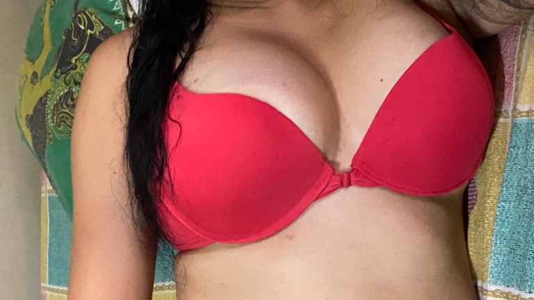 Online Livesex met Emmelly