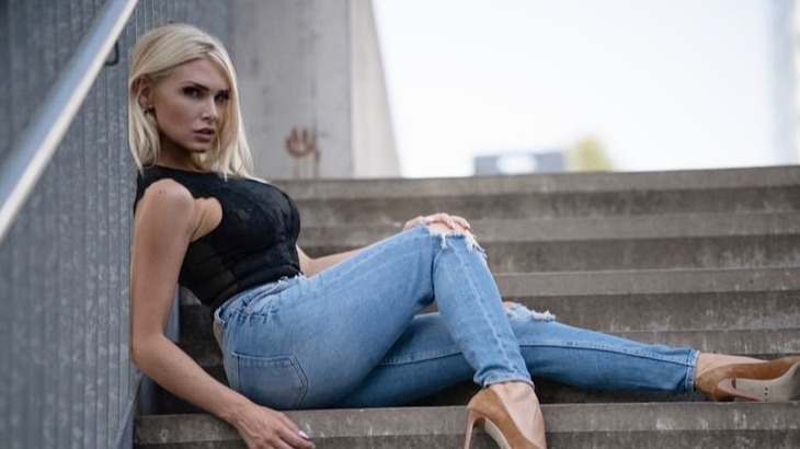 Online Livesex met FeyaFonteyn