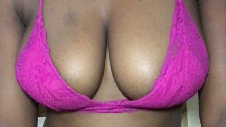 Online Livesex met Freakyqueen
