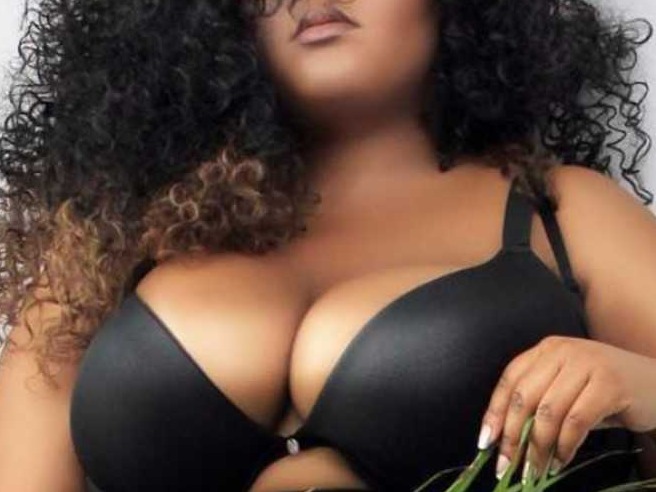 Livesex met HornyTina uit Amsterdam
