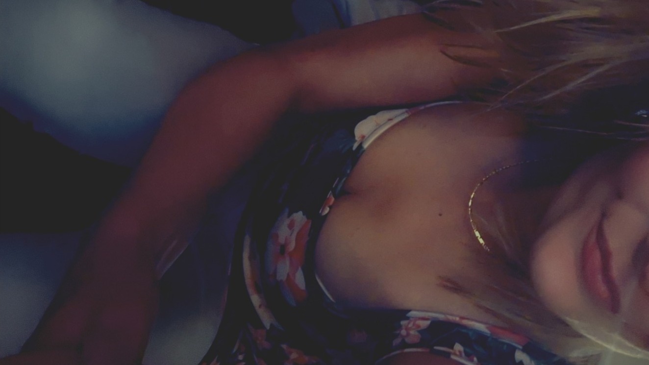 Online Livesex met JennyLikesit