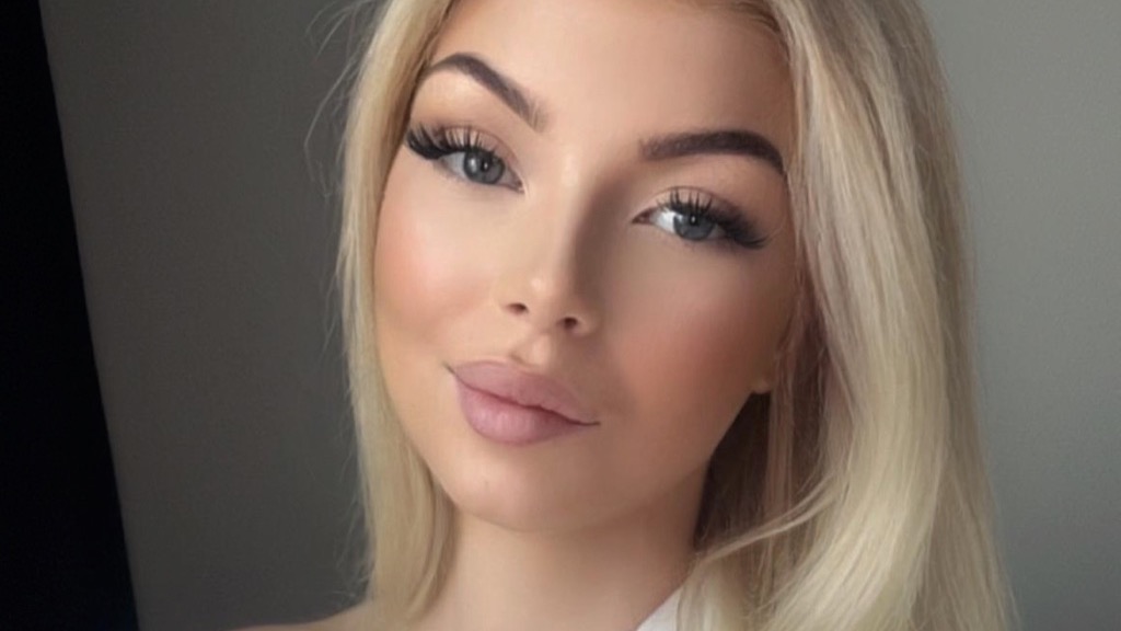 Online Livesex met Lolalinee