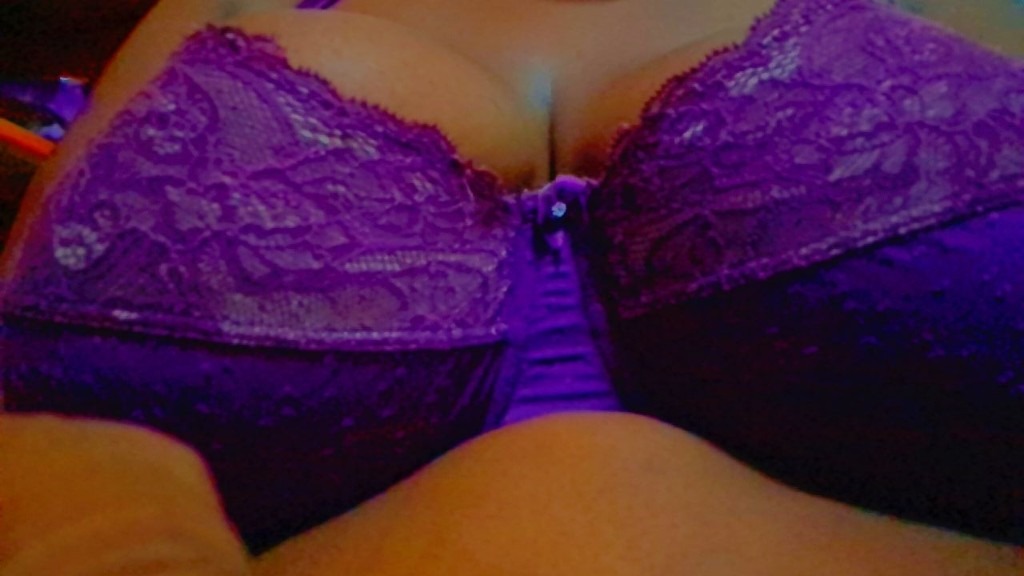 Livesex met Noesje34 uit Amsterdam