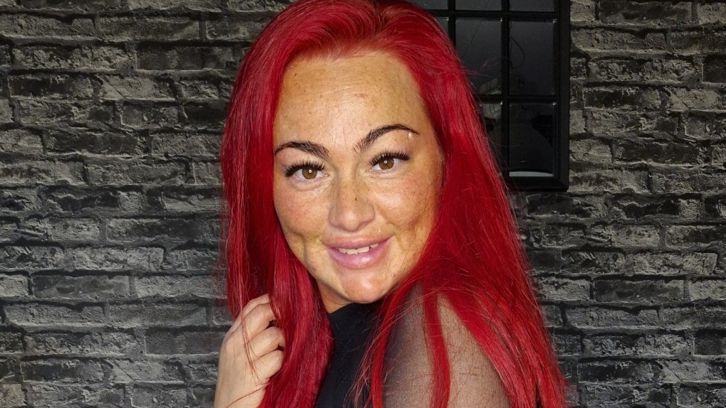 Online Livesex met Sexyredheadx