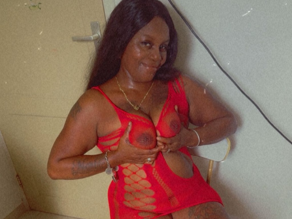 Livesex met dominantbrenda uit Nederland