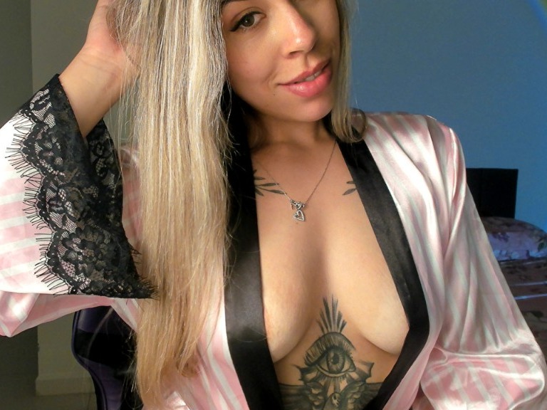 Livesex met felina uit Reeuwijk