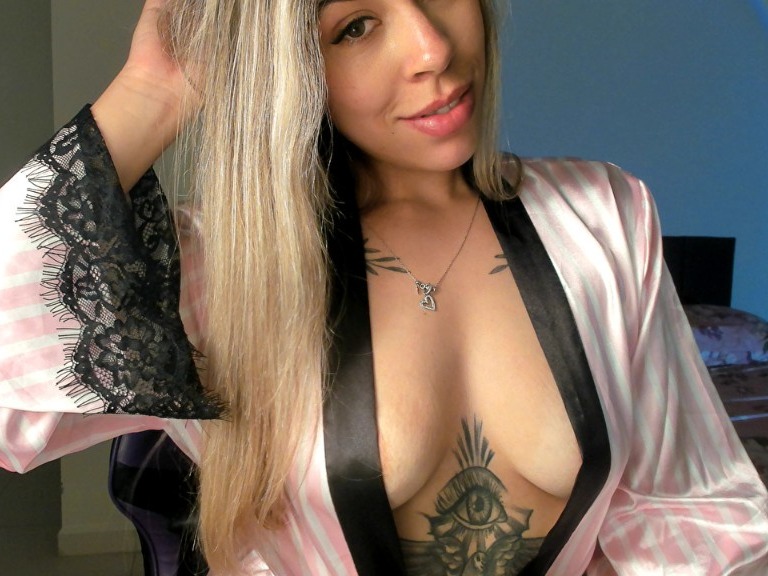 Livesex met felina uit Reeuwijk