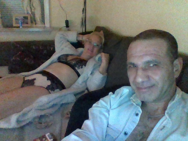 Online Livesex met happycouple
