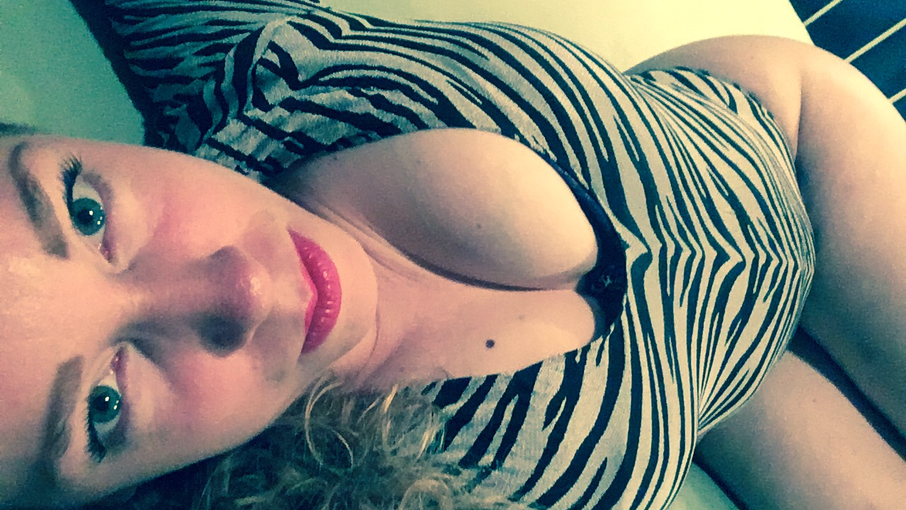 Online Livesex met msfelina