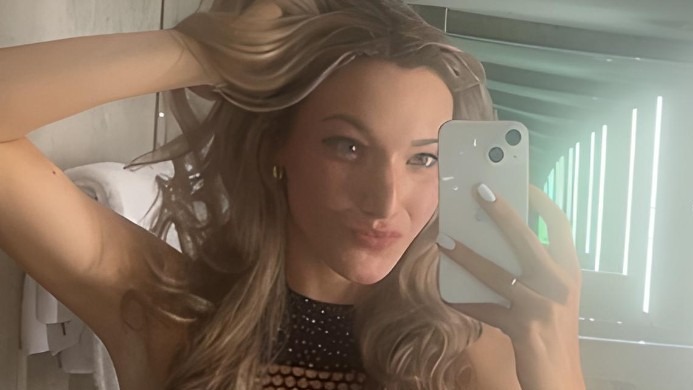 Online Livesex met secretluna