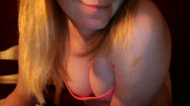 Livesex met sharon1906 uit Rotterdam