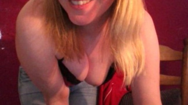 Livesex met sharon1906 uit Rotterdam
