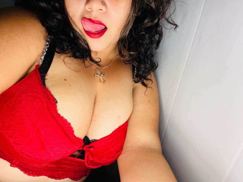 Online Livesex met shenelfa