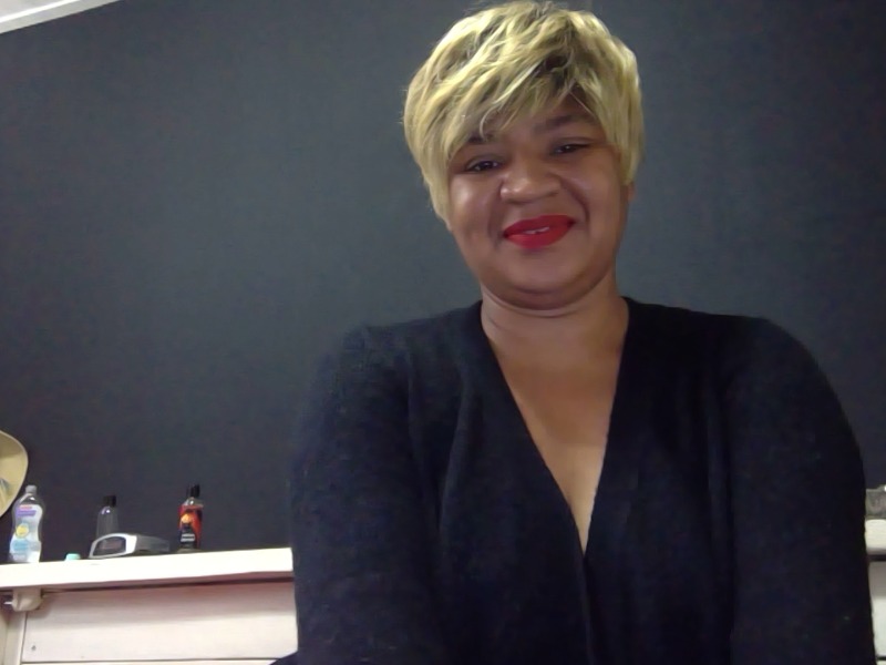 Online Livesex met soraina